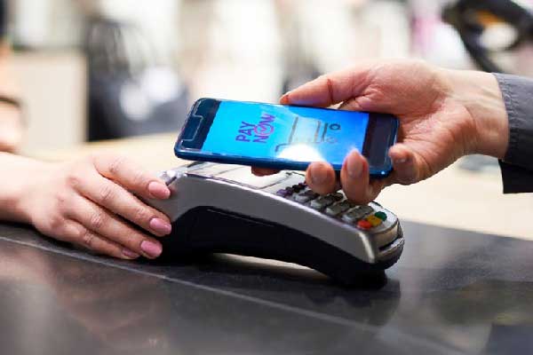 禁止军机飞越、拒绝军事介入 英法拒战引特朗普警告：“美国不会再帮你们了”