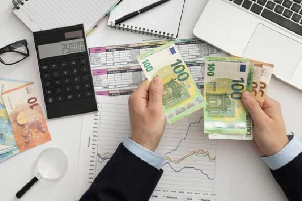 视频|杨德龙：想方设法提振股市走势产生财富效应 可以有力反哺实体经济(2026/03/11)